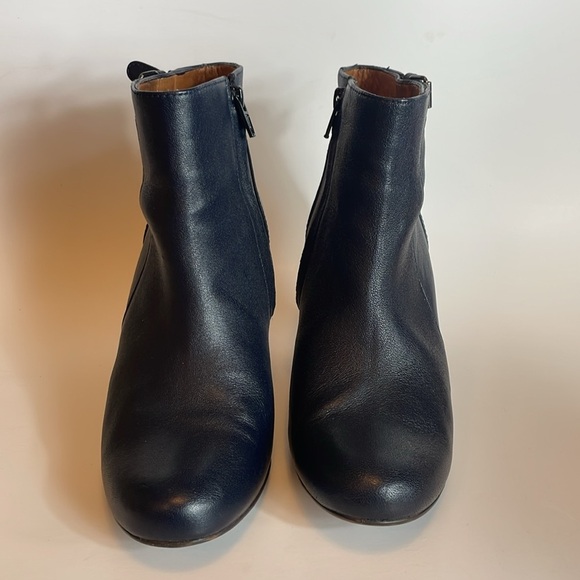 Lanvin navy blue leather ankle wedge boots 3” size 7 - Picture 2 of 8